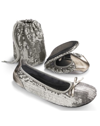 Viva La Diva Folding Pumps