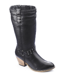 Studded cowboy boots
