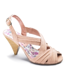 Viva La Diva Pleated Sandal EEE Fit