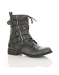 Biker boots