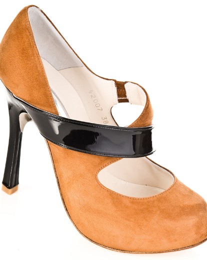 Strutt Couture Sita Court Shoes