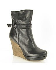 Daniel Encourage Boot Daniel Encourage Boot