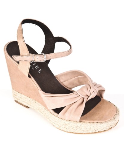 strappy sandals flats. strappy sandals, flat