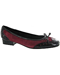 Riva Brogue Suede Ballerina