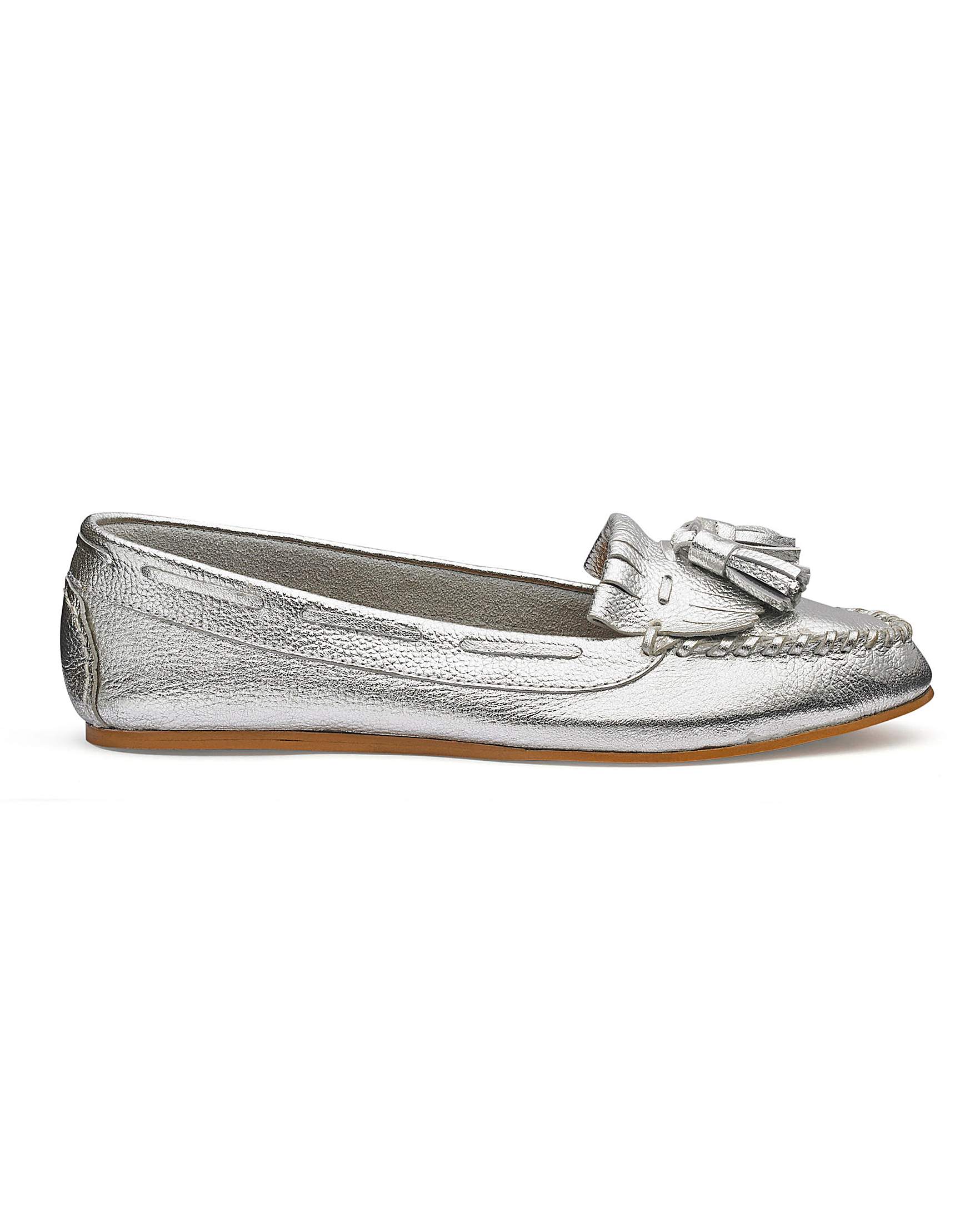 extra wide moccasins