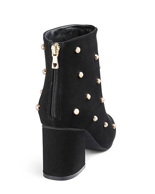 chunky boots with pearls