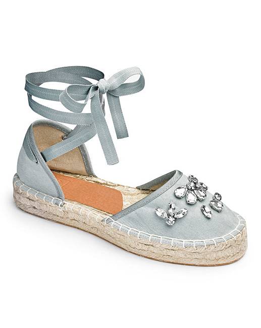 sole diva flats