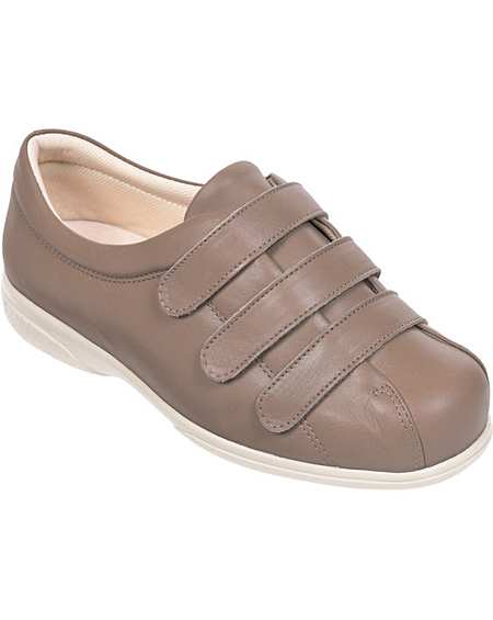 size 10 wide womens shoes