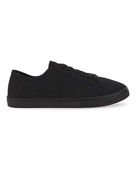 wide fit mens trainers uk