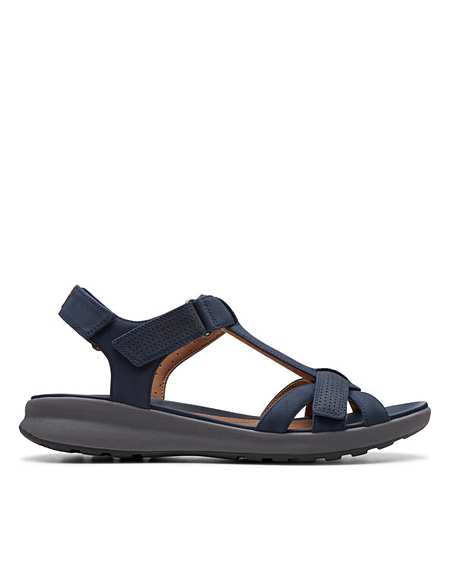 clarks e fit sandals