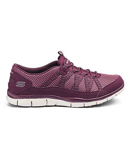 skechers on clearance