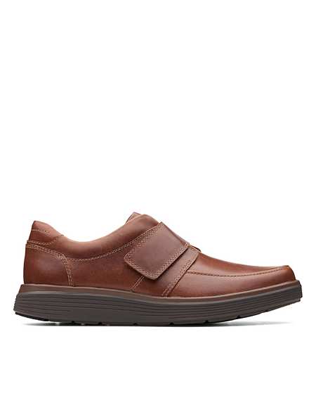 clarks wide fit mens shoes