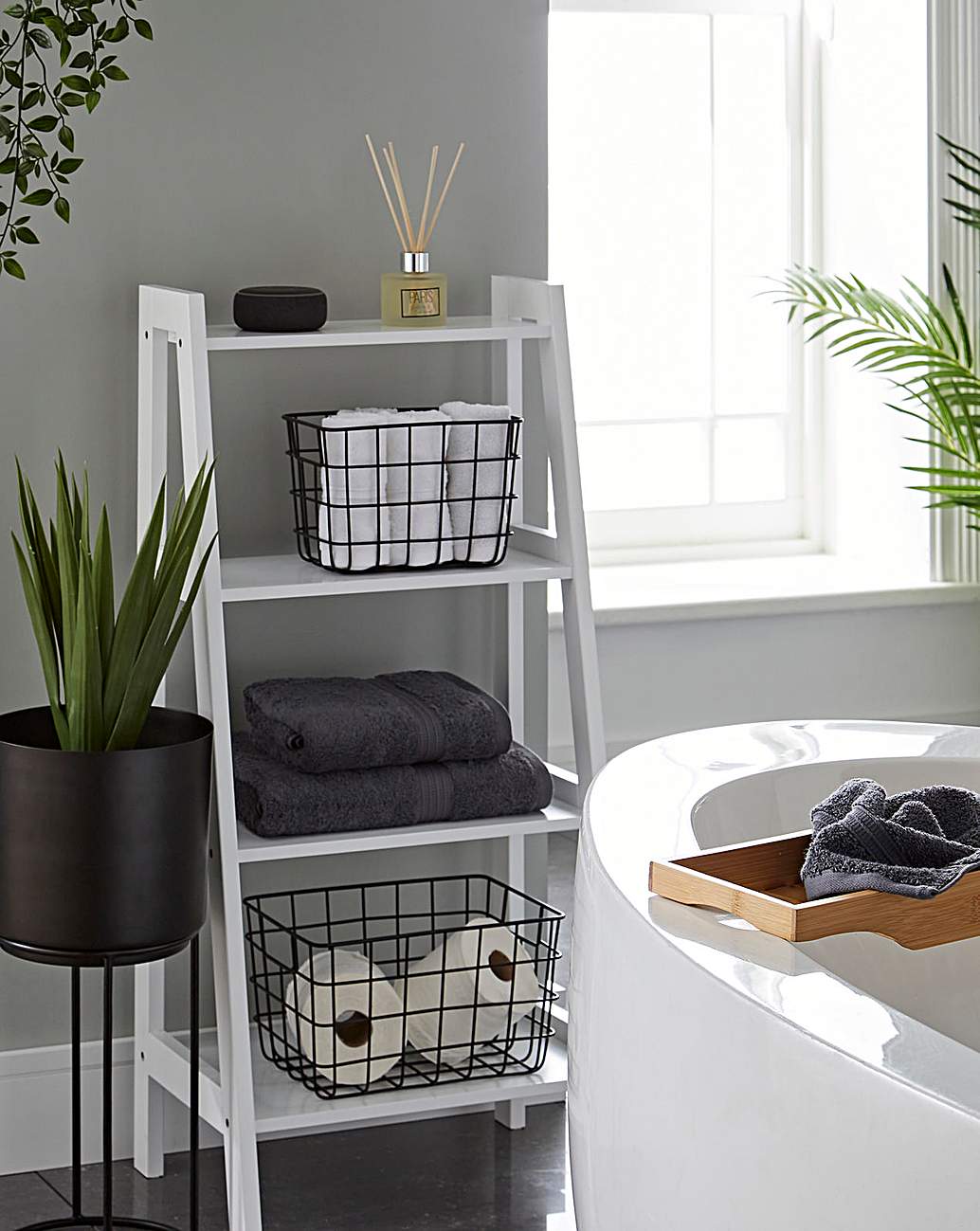 New England Ladder Shelf Oxendales