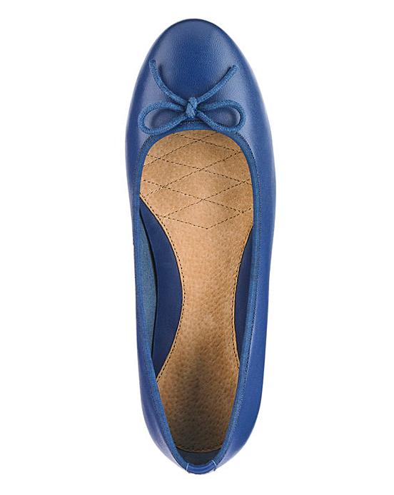 soft leather ballerinas