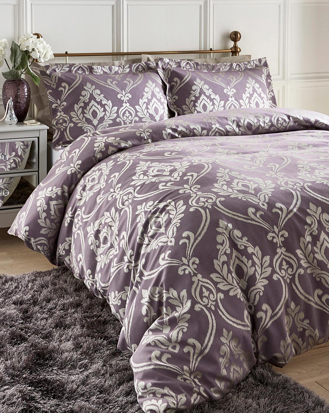 Baroque Jacqaurd Mauve Duvet Cover Set J D Williams