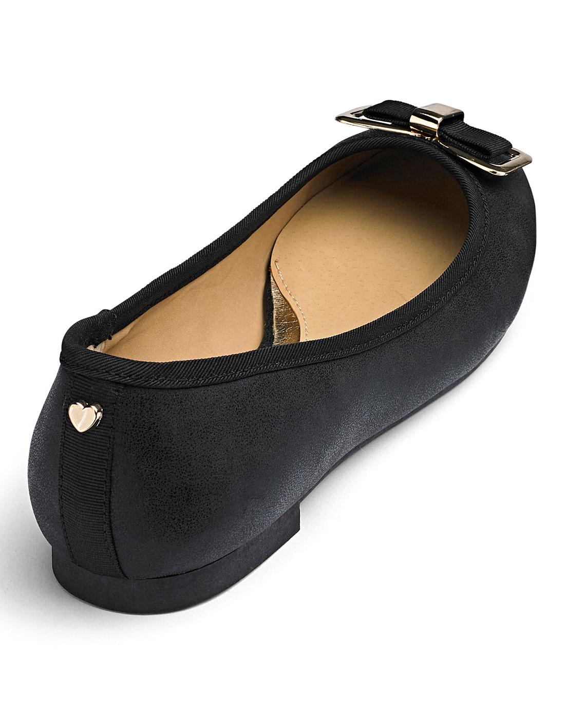 yolanda zula sneakers