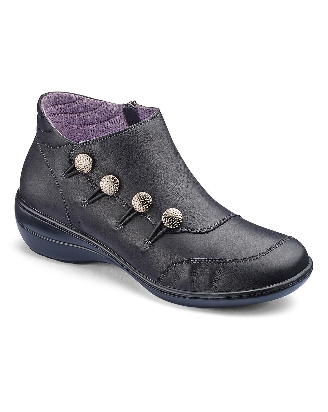 clearance ankle booties