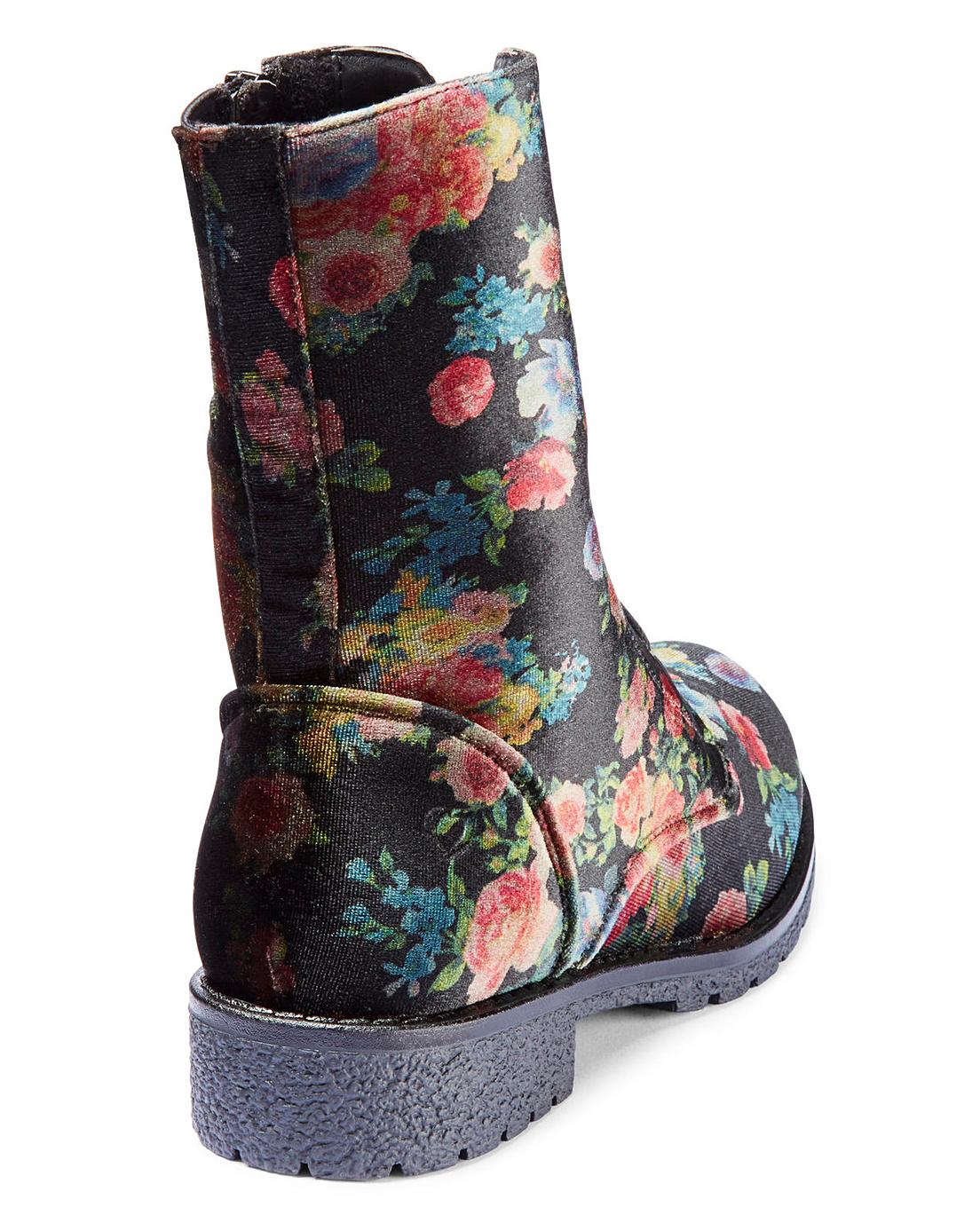 Heavenly Feet Lace Up Boots EEE Fit Oxendales