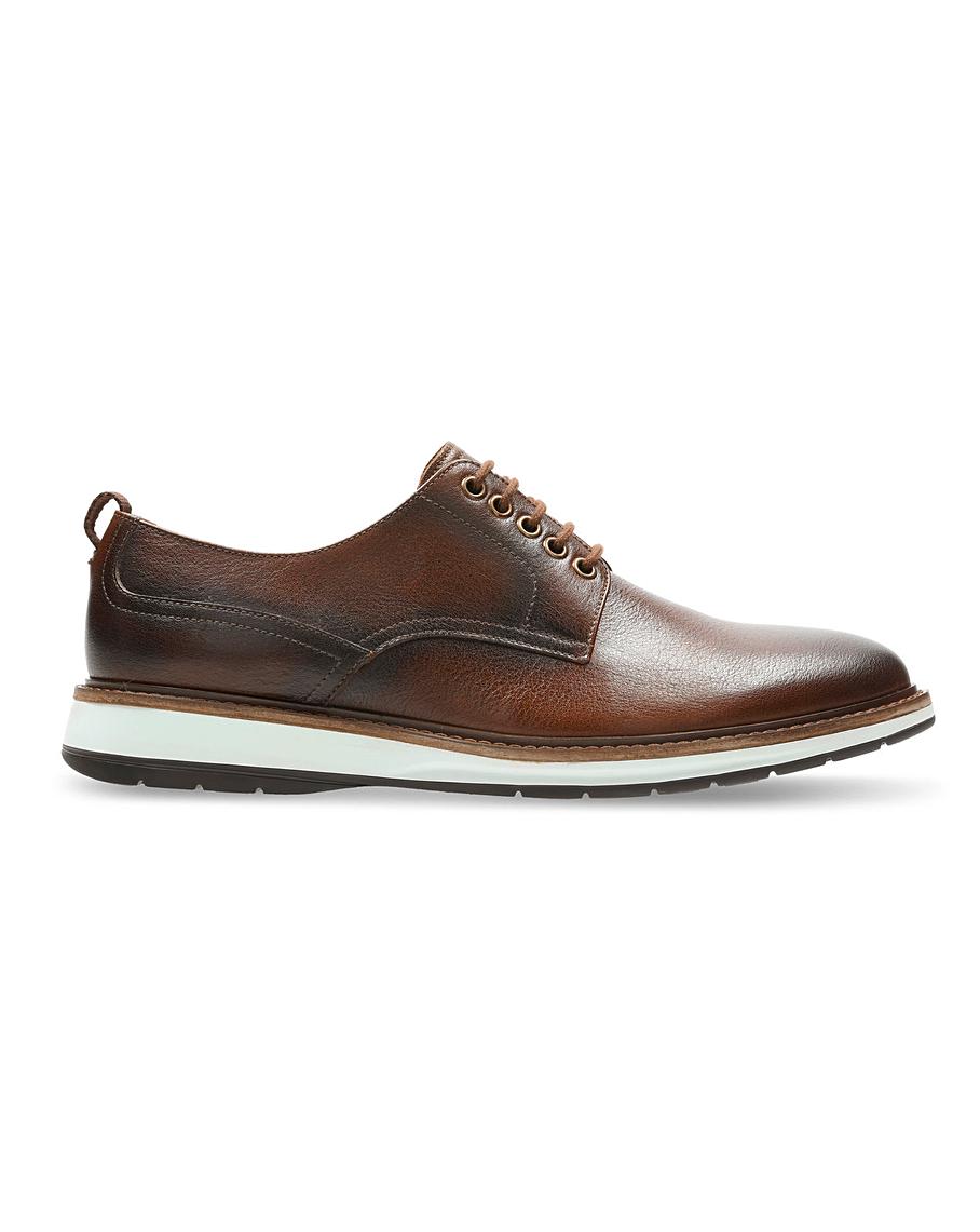 Clarks Chantry Walk Shoe Wide Fit | Oxendales