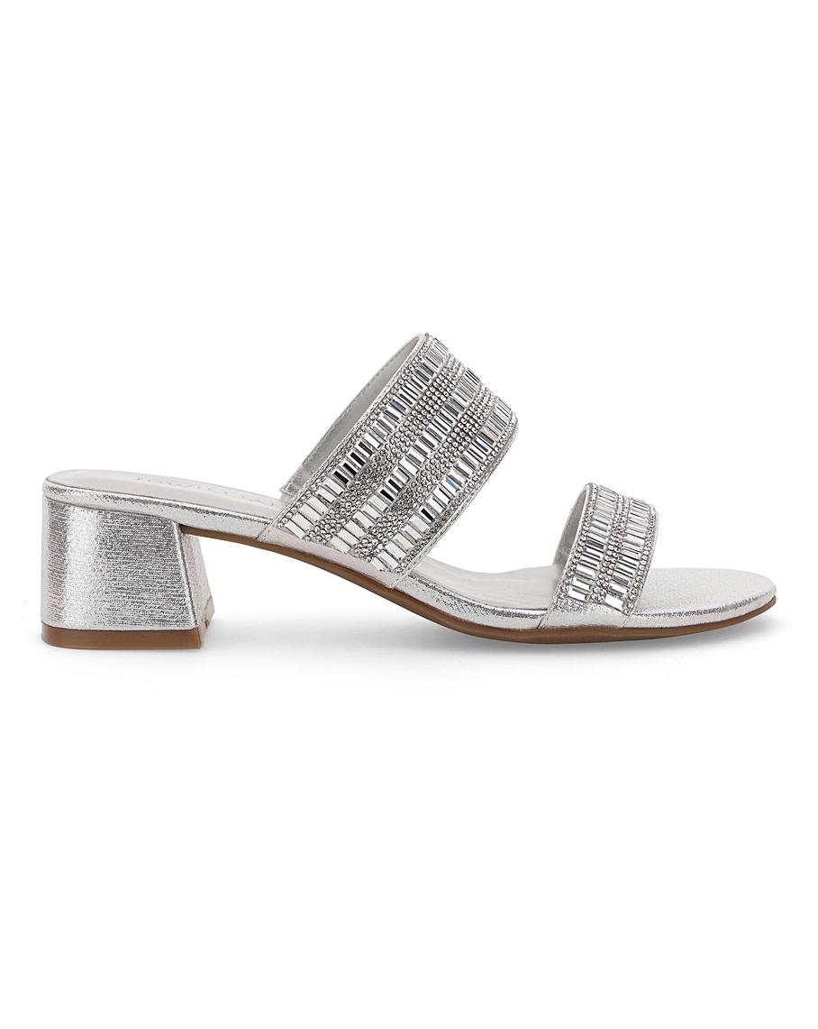 size 9 eee heels