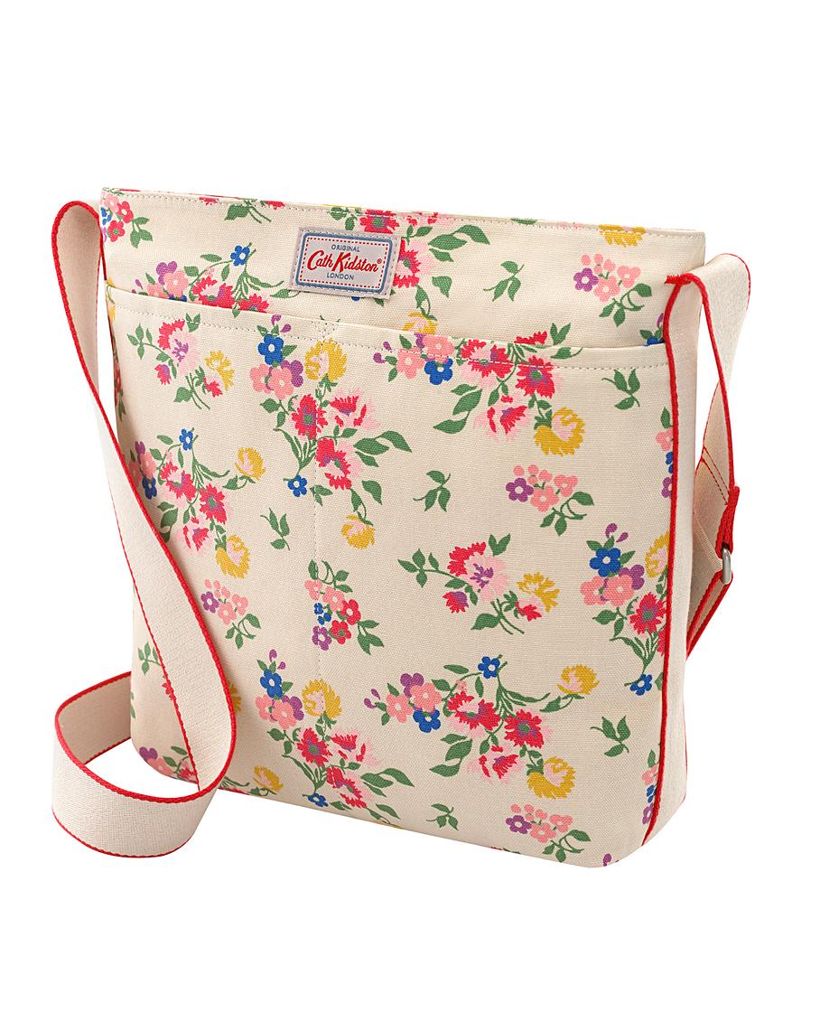 cath kidston zipped messenger bag