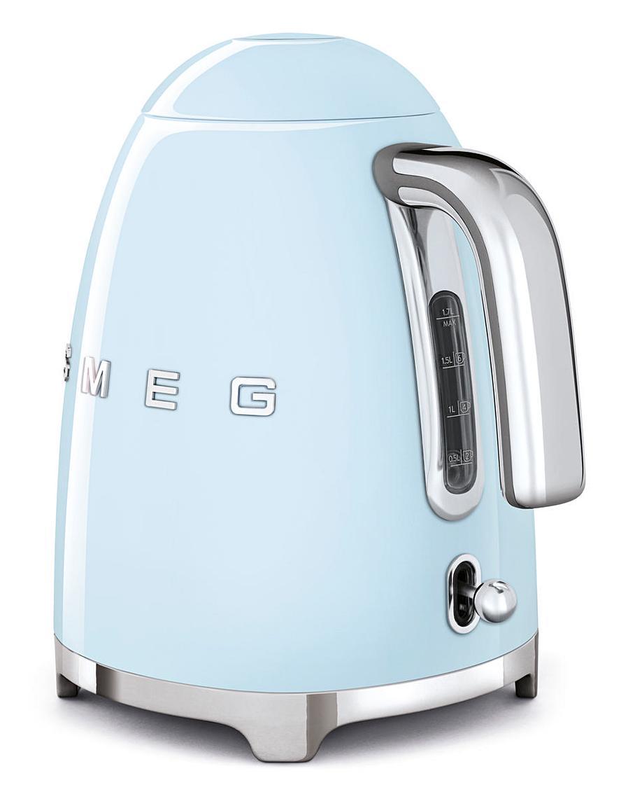 Smeg KLF03 Retro Style Blue Kettle Premier Man