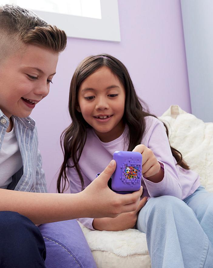 Bitzee Interactive Digital Pet J D Williams