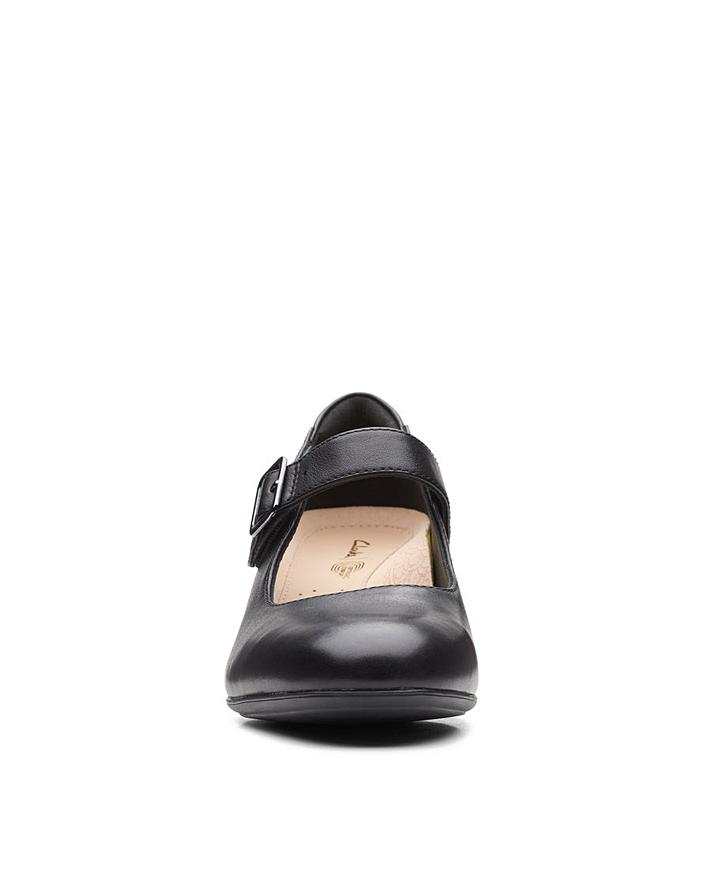 clarks linnae up black leather