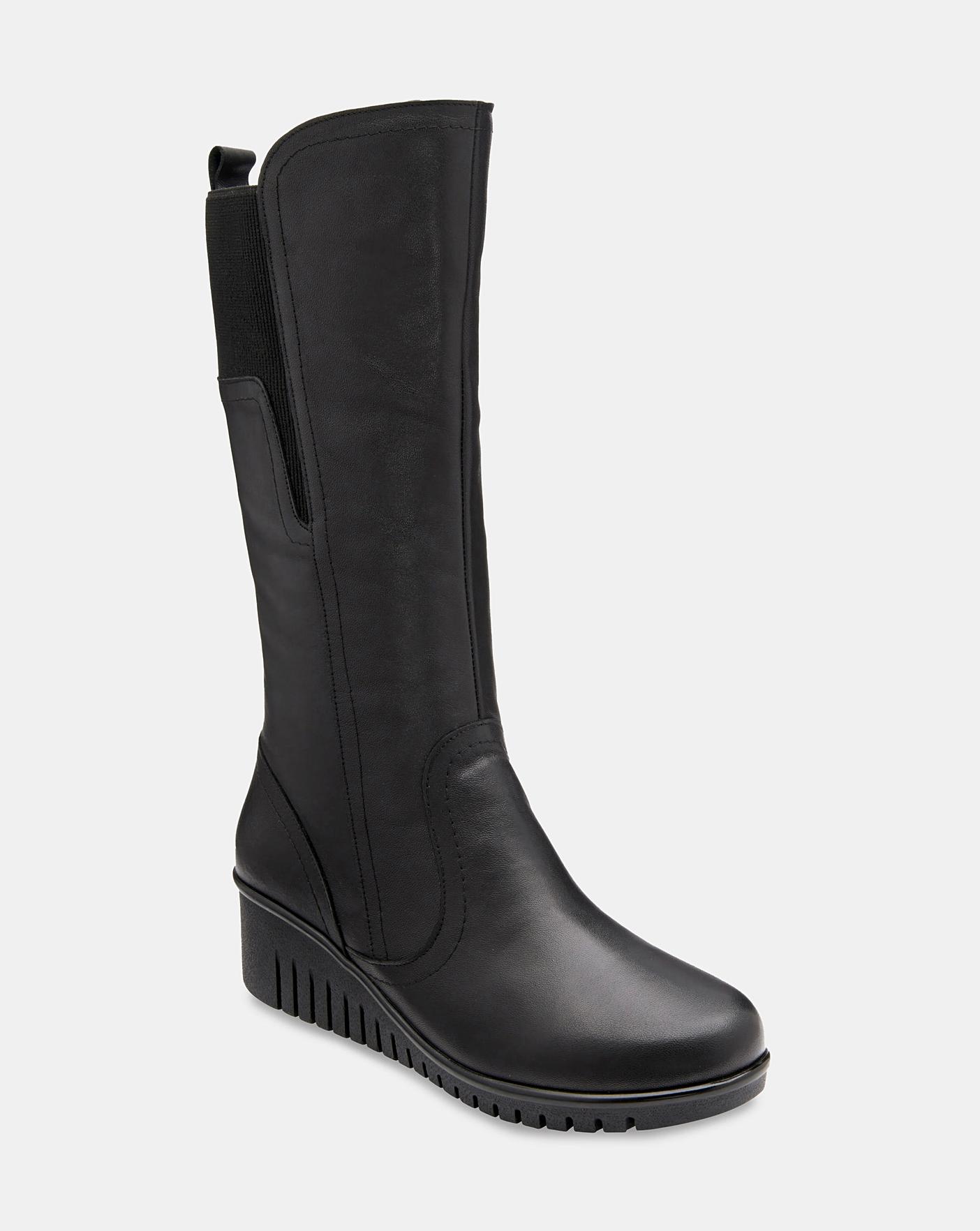 Lotus boots sale best sale