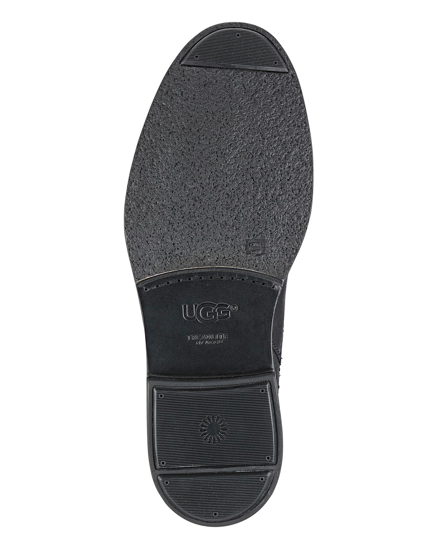 ugg baldvin black