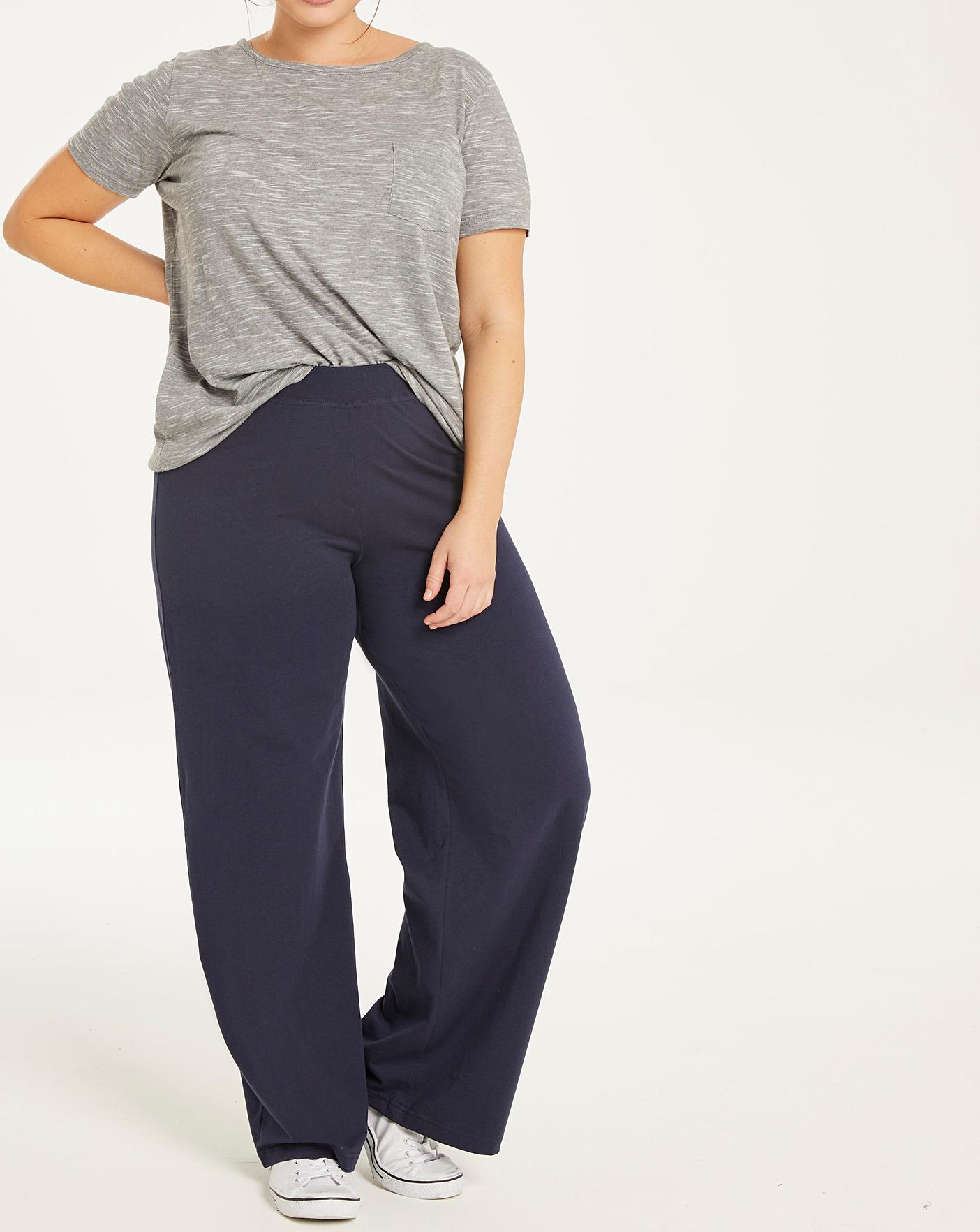 wide leg jogging trousers