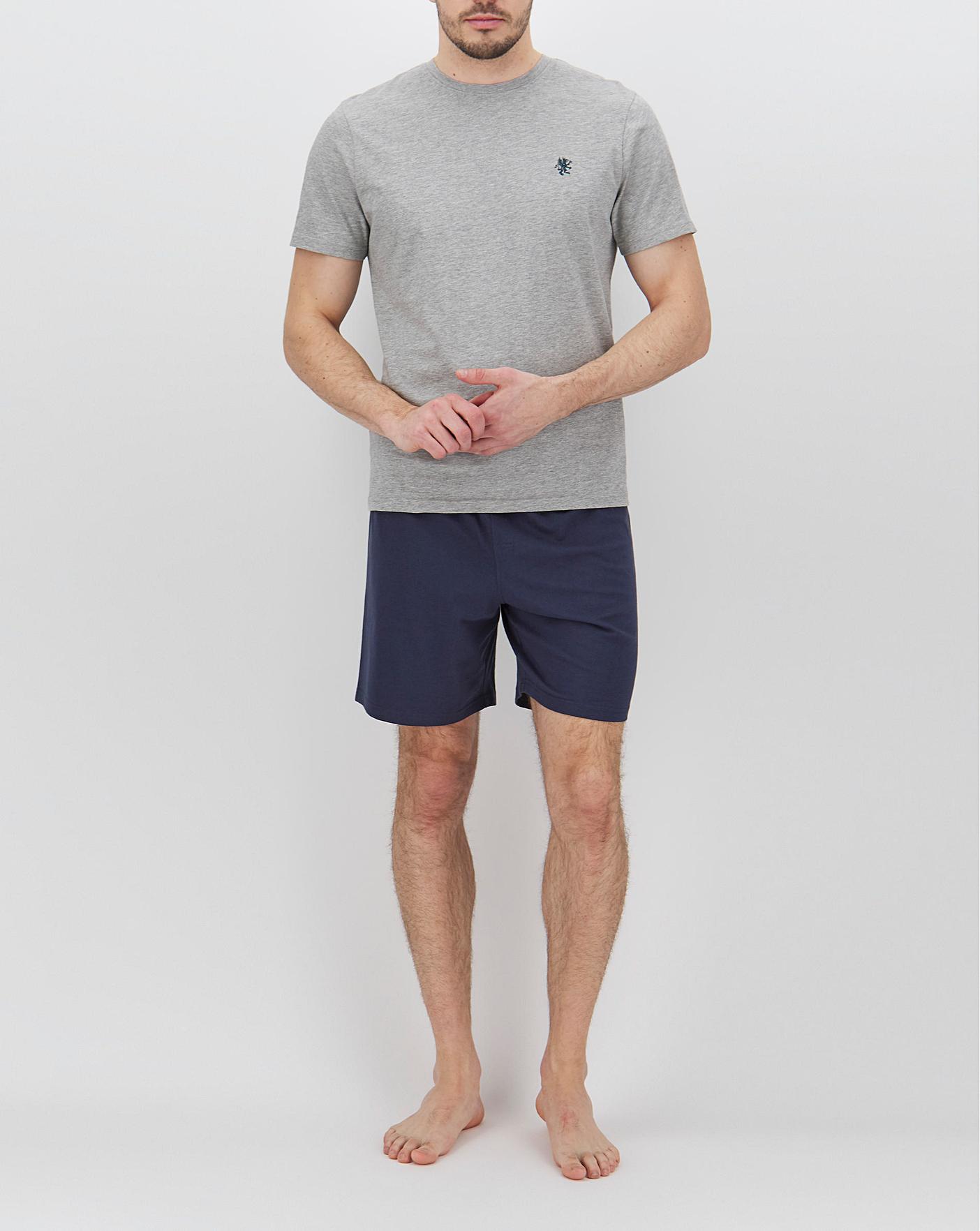 grey t shirt with shorts
