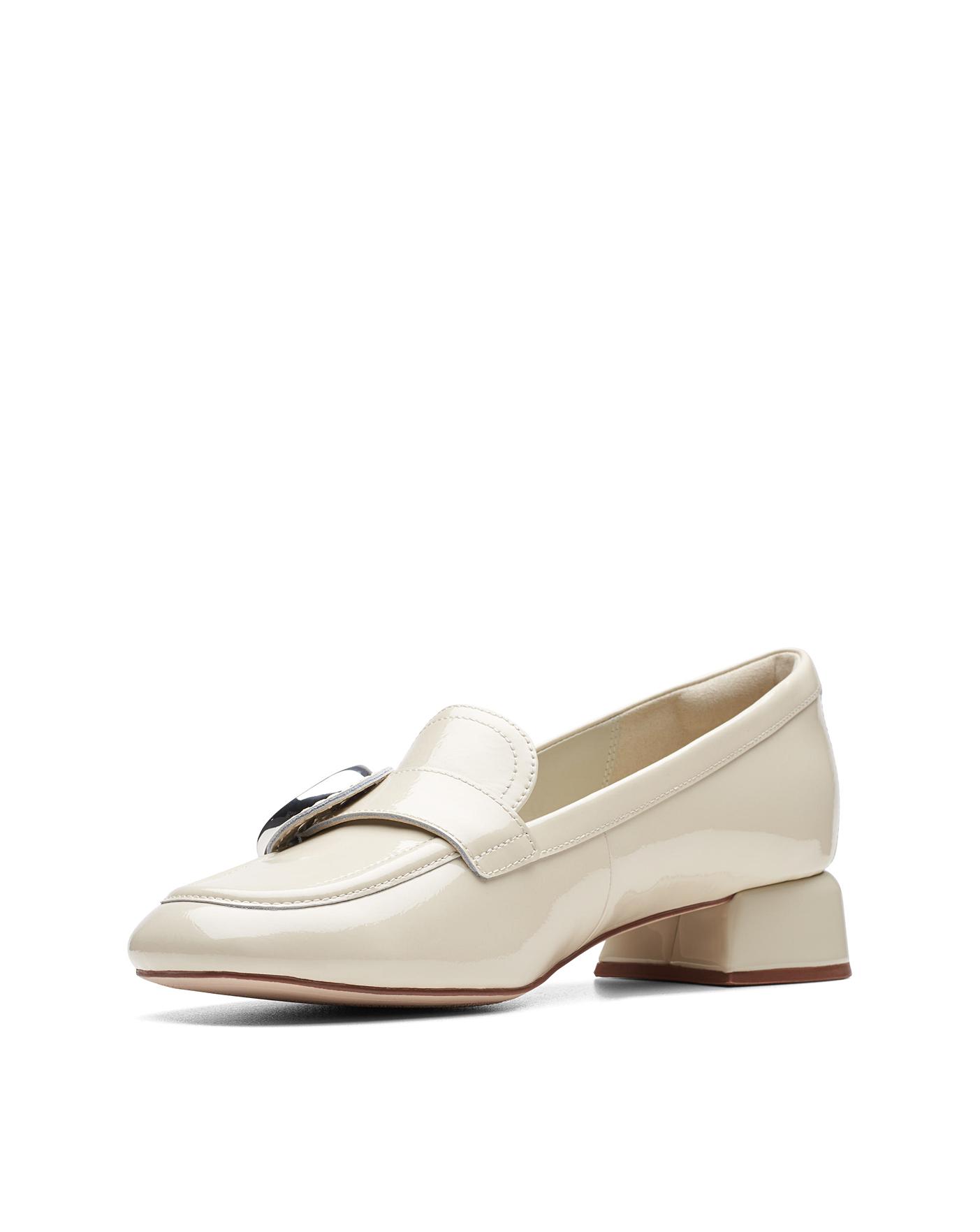 Clarks Daiss30 Trim D Fitting | Marisota