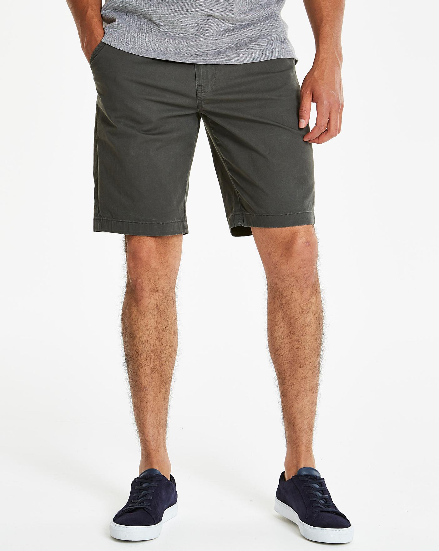 chino shorts grey