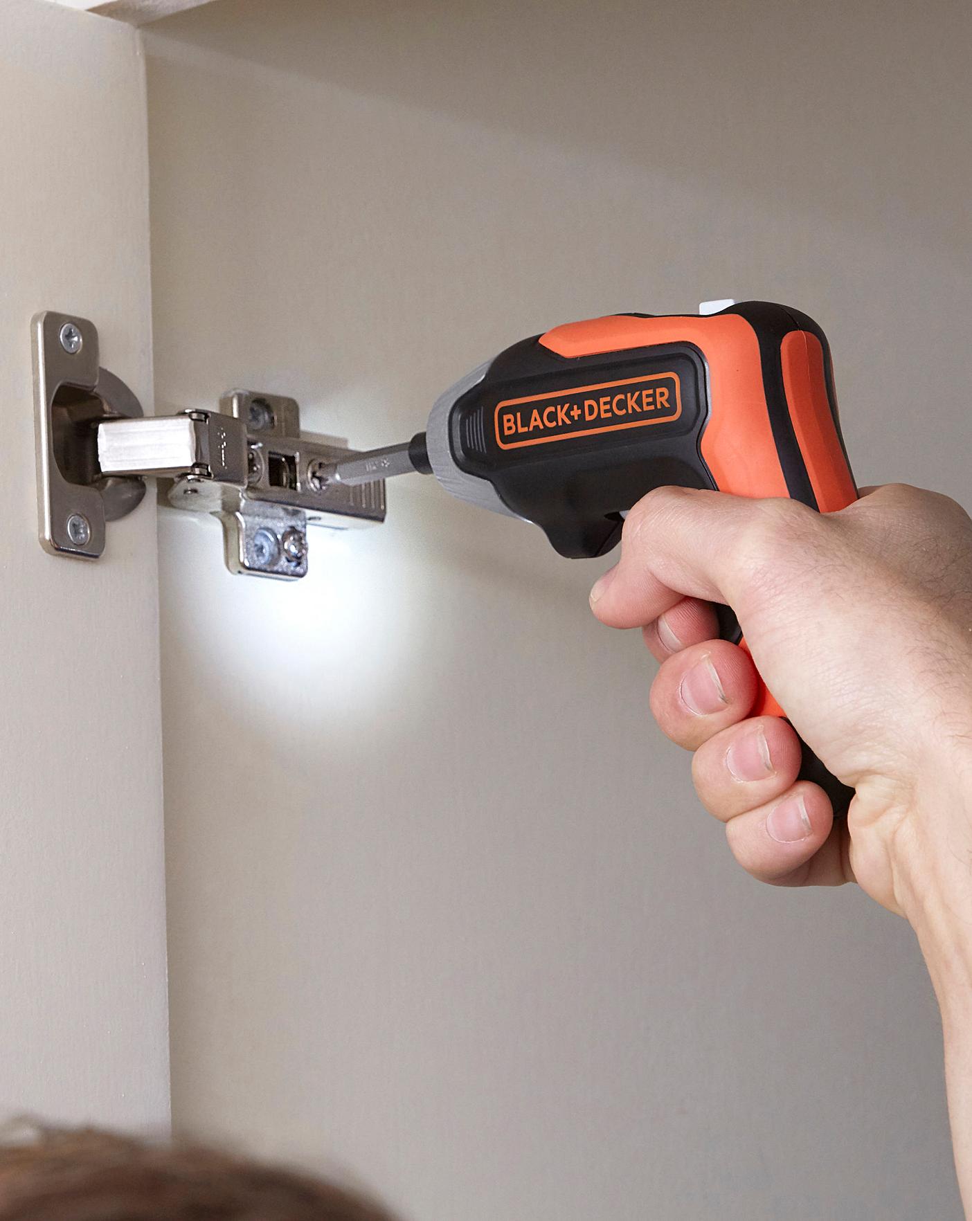 Cordless nail gun online black decker