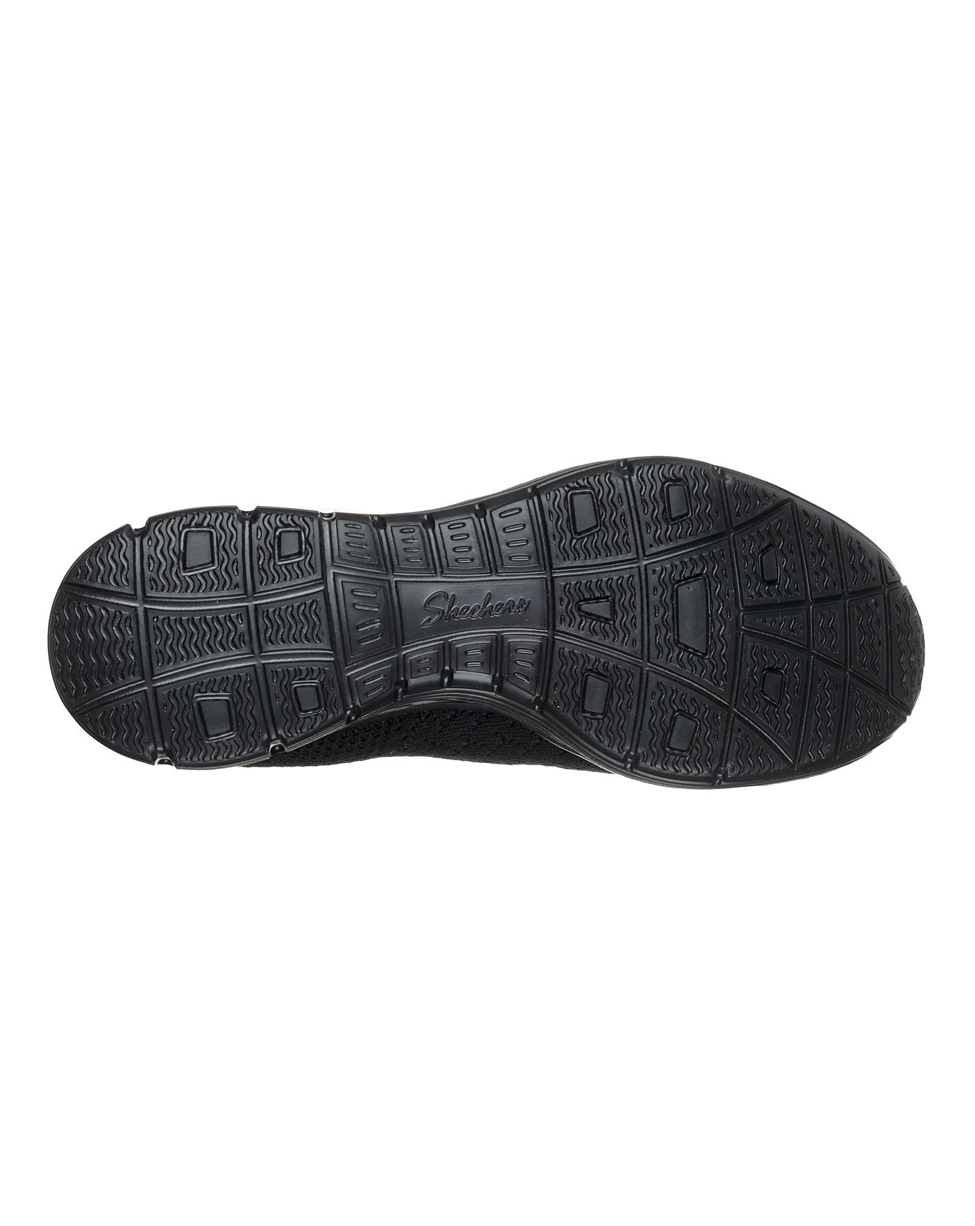 Skechers Seager Power Hitter Wide Fit | J D Williams