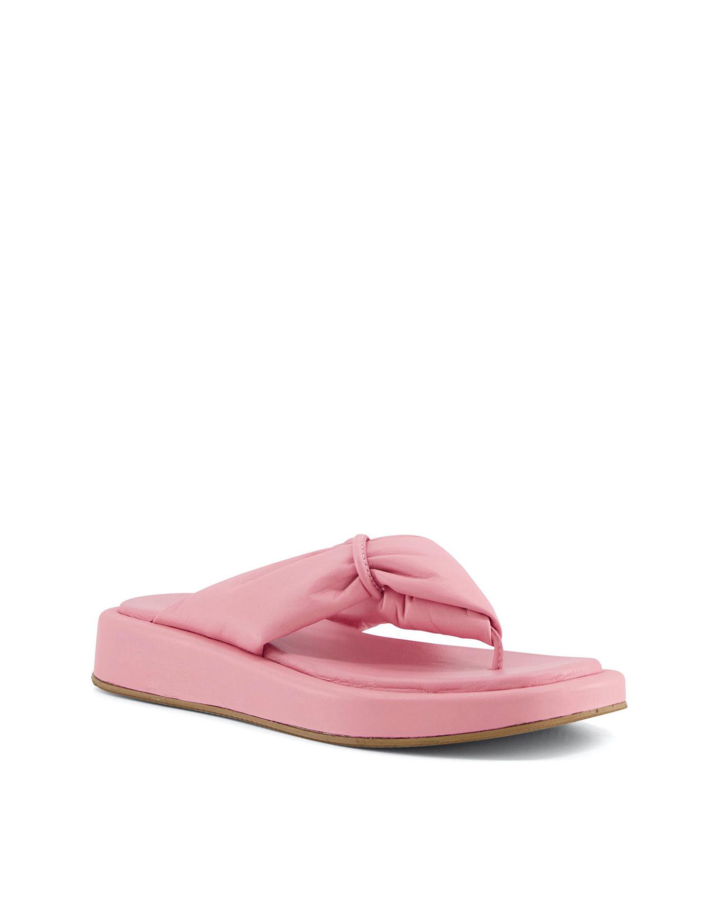 ASOS Ferris Chunky Toe Thong Sandals in Pink