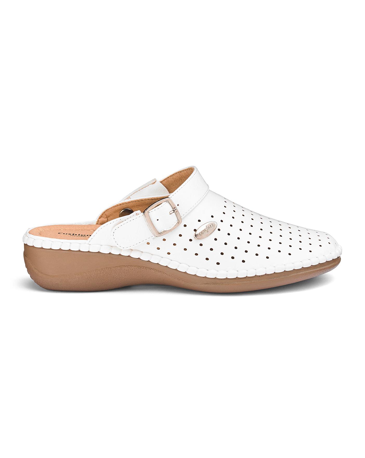 silver sandals eee fit