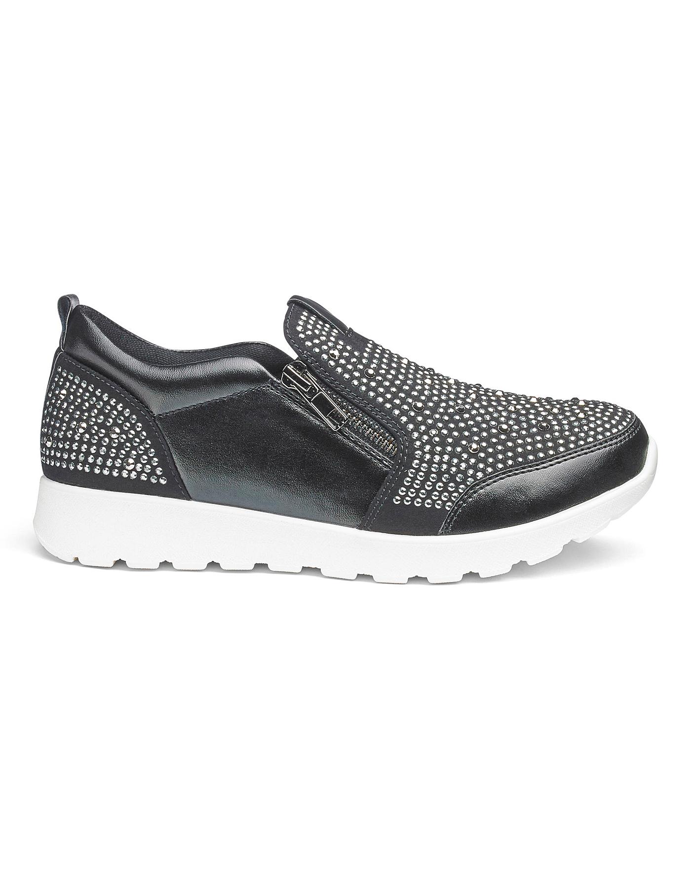 slip on leisure shoes