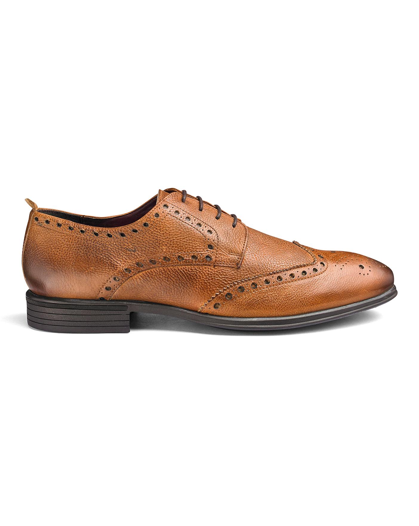 Leather Brogues Standard Fit.