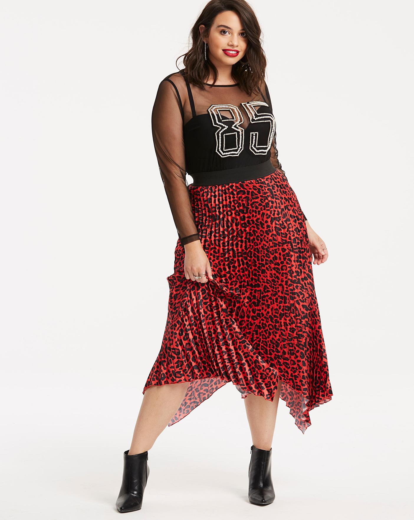 red leopard print pleated skirt