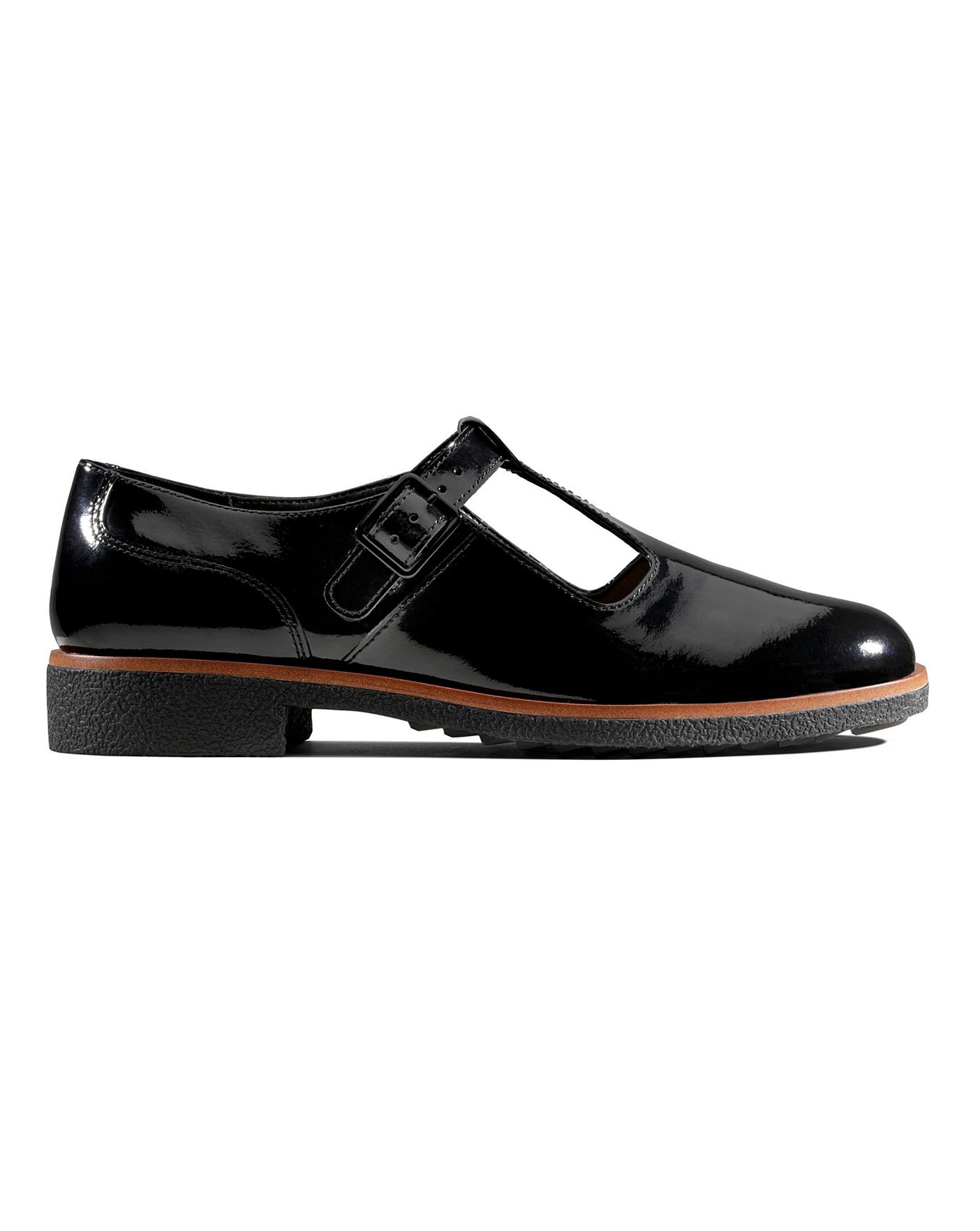 clarks mary jane