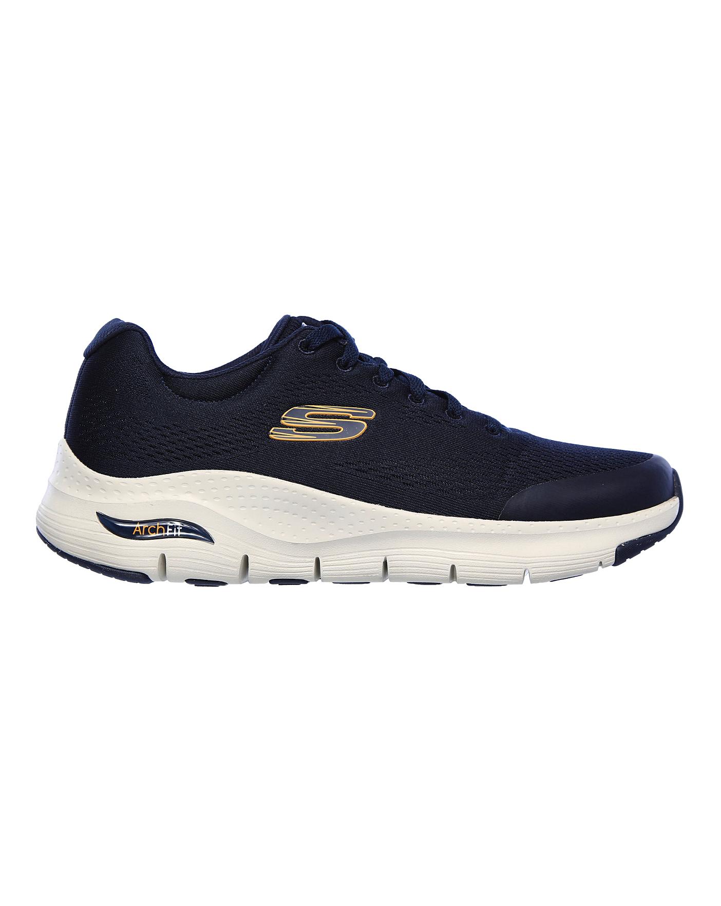 do skechers shoes run small