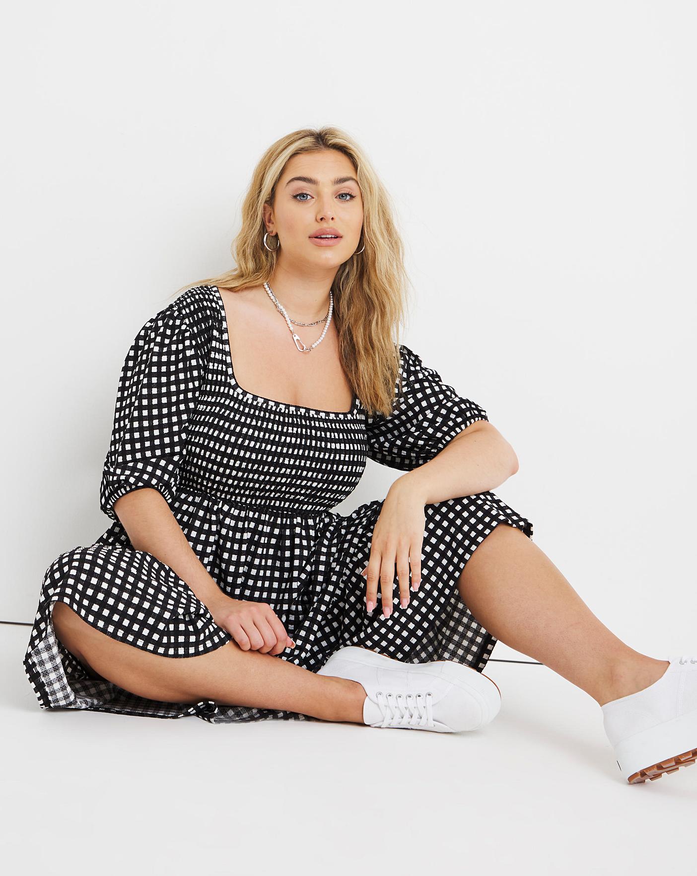 Gingham Shirred Waffle Tiered Midi 