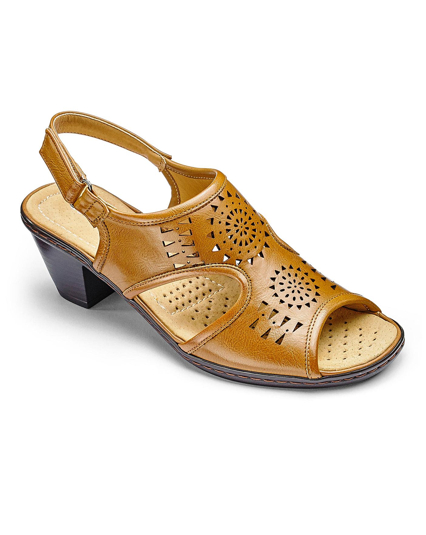 cushion walk sandals e fit