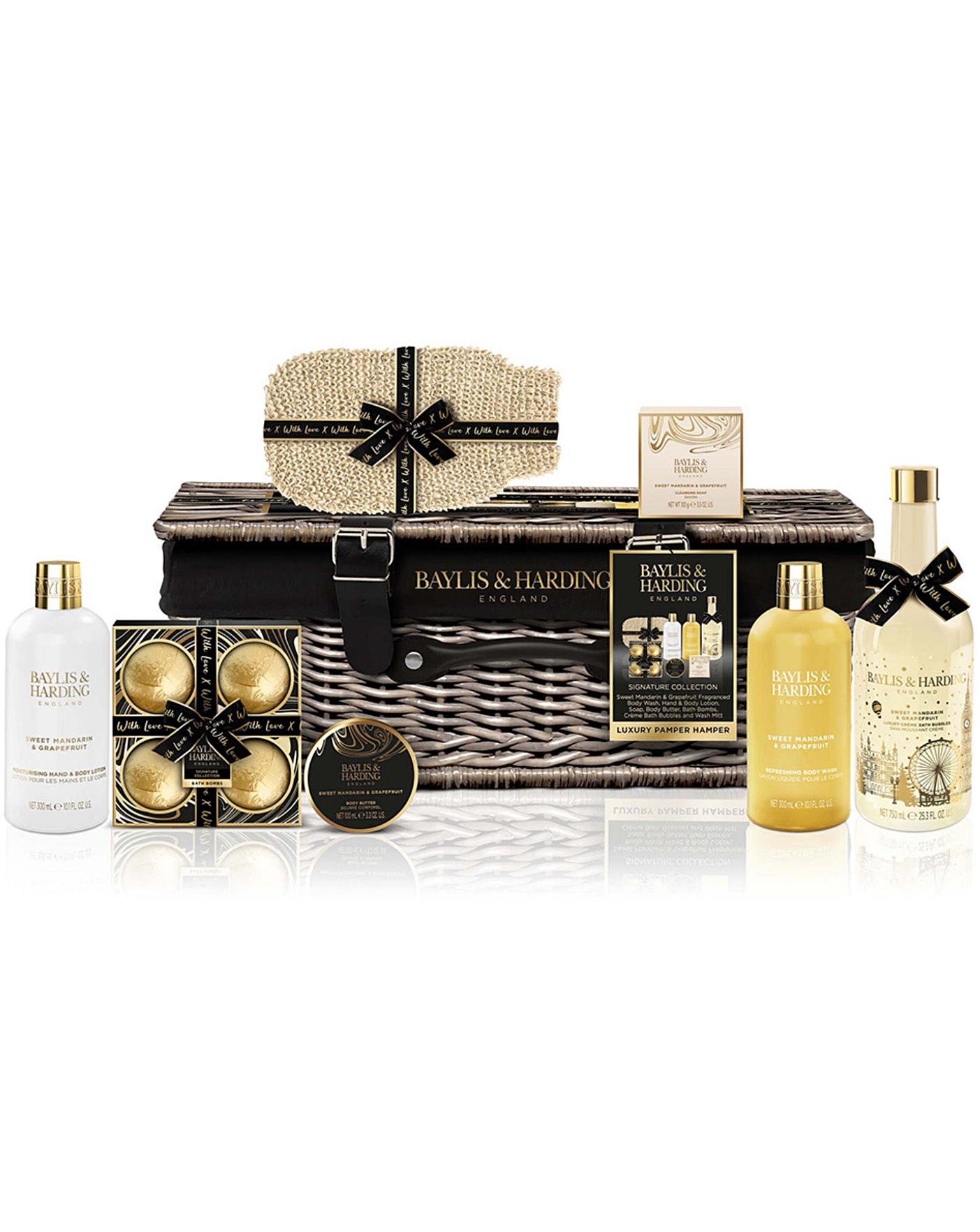 baylis and harding christmas tree gift set