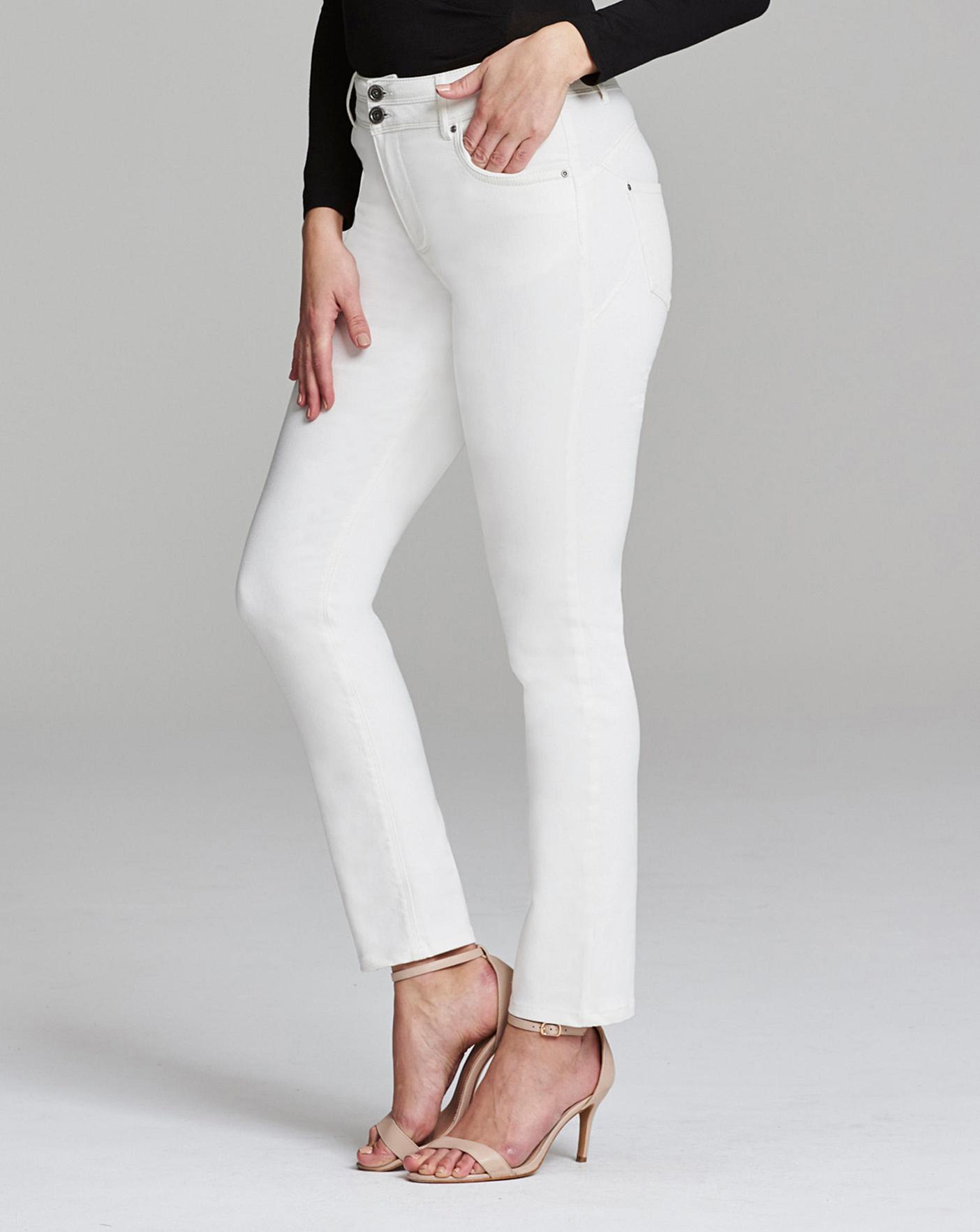 Short straight leg on sale jeans