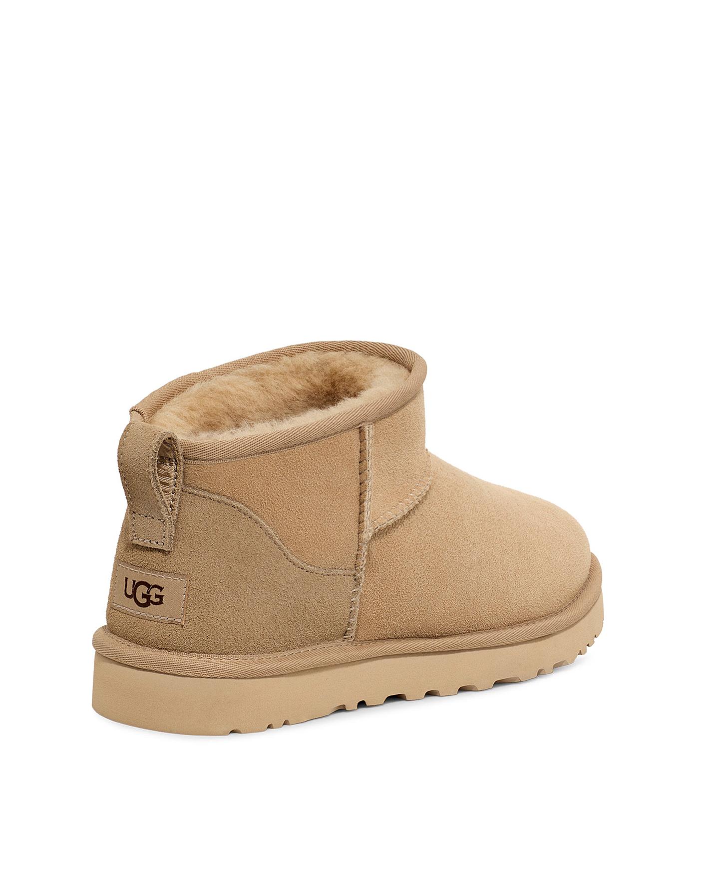 Ugg mini store ii sale