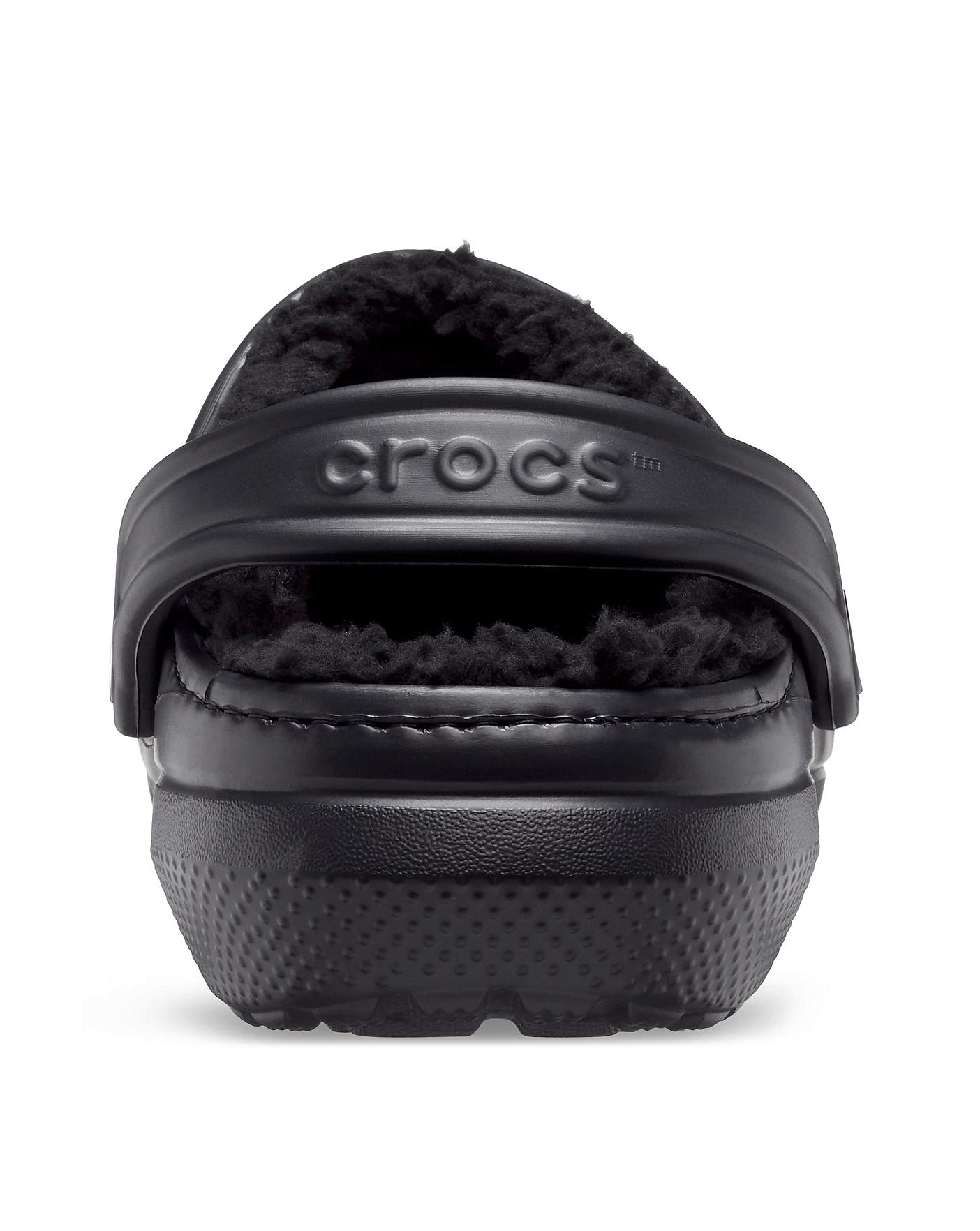 Black discount fleece crocs