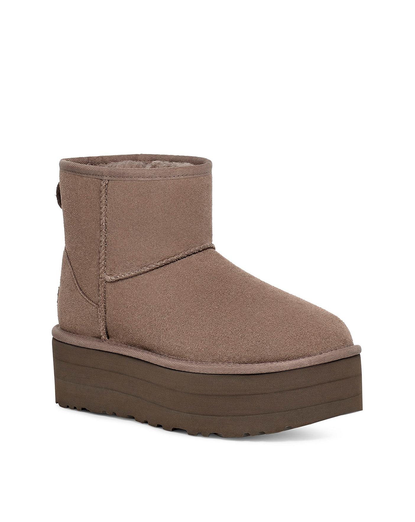 Ugg boots classic hot sale mini sale